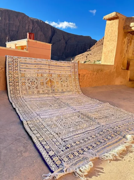 Kilim Berber Rugs – Authentic Flat-Weave Moroccan Textiles