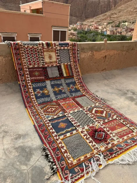 Glaoui Carpet 250x100 cm – Handwoven Moroccan Square Panel Rug