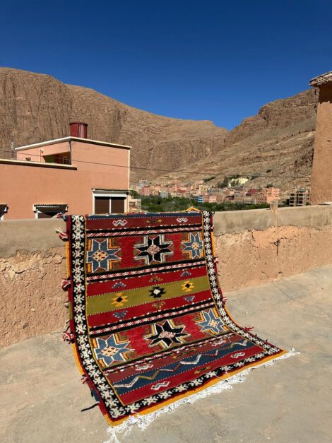 Glaoui Rug 150x100 cm – Handwoven Moroccan Wool Double-Sided Berber Carpet