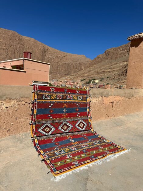 Glaoui Rug 150x100 cm – Handwoven Moroccan Wool Double-Sided Berber Carpet