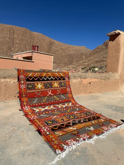 Glaoui Rug 250x150 cm – Handwoven Moroccan Wool Double-Sided Berber Carpet
